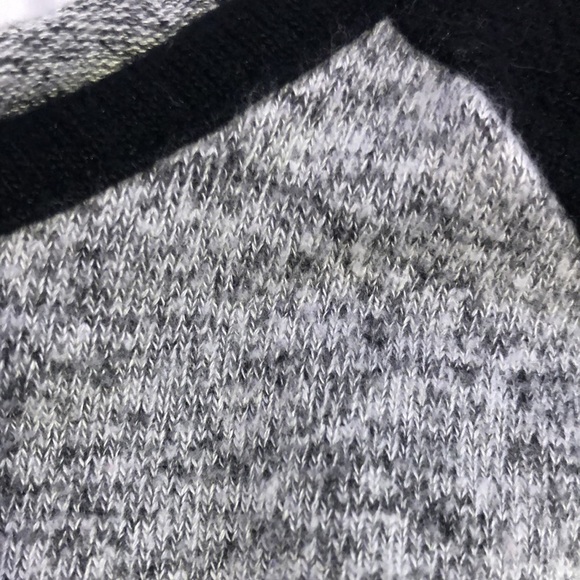 Old Navy Long Sleeve - Picture 4 of 5